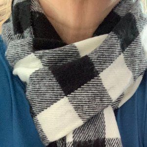 PICK 4 , GET 1 FREE.   Scarf, Acrylic Wool, Black & White